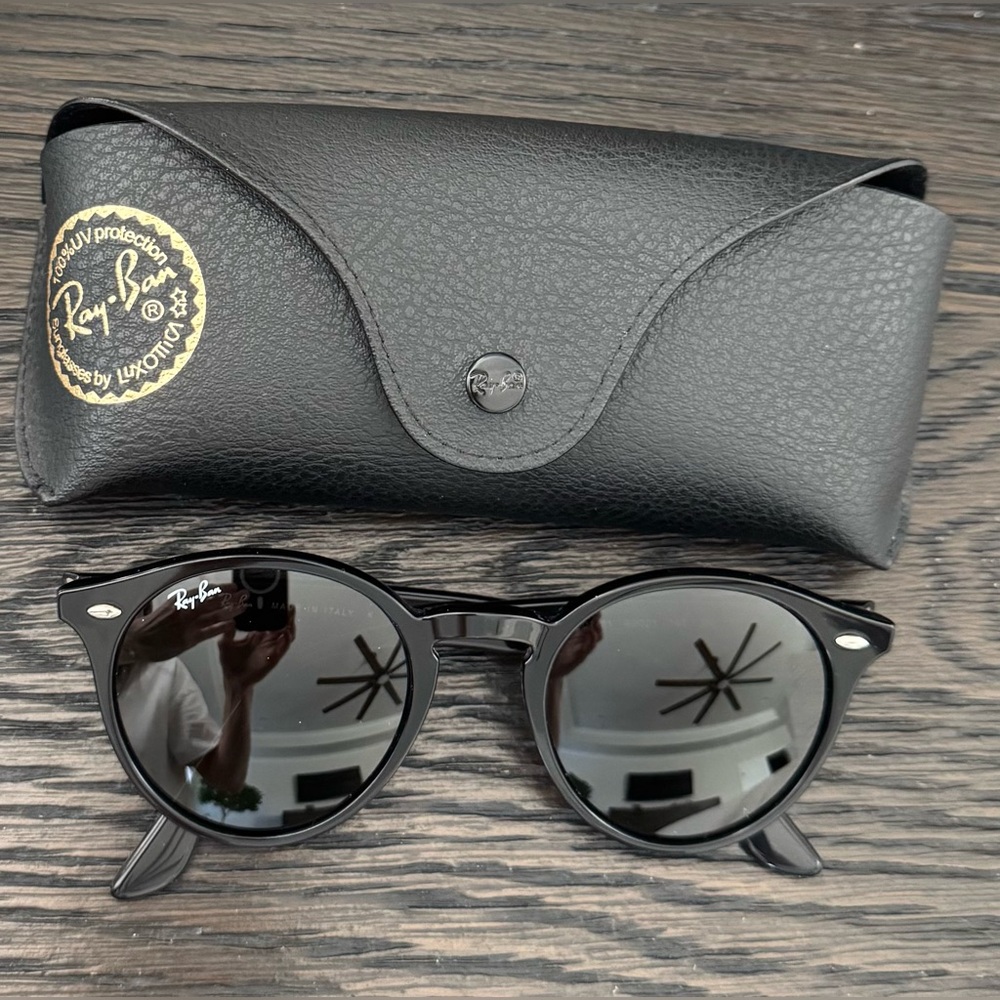 Ray-Ban Classic Black Sunglasses